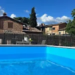 Guesthost - Podere Rural Chic - Garden & Parking Lejlighed Siena