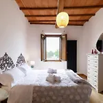 Guesthost - Podere Rural Chic - Garden & Parking Siena