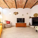 Guesthost - Podere Rural Chic - Garden & Parking Siena