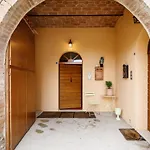 Guesthost - Podere Rural Chic - Garden & Parking Siena