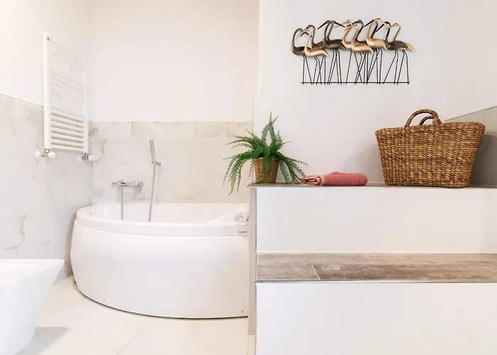 Guesthost - Podere Rural Chic - Garden & Parking *