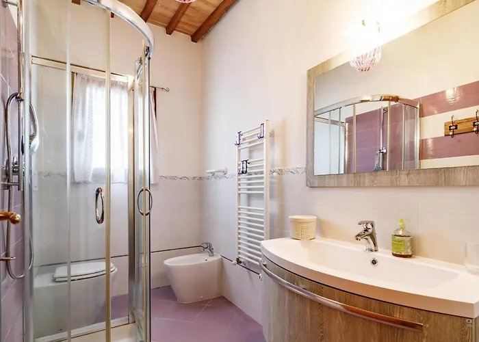 Guesthost - Podere Rural Chic - Garden & Parking 아파트