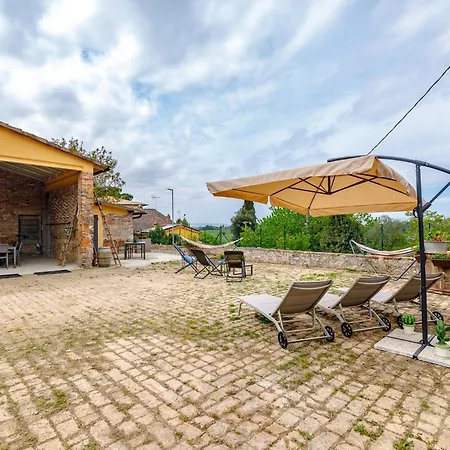 Podere Rural Chic W Private Garden & Parking *