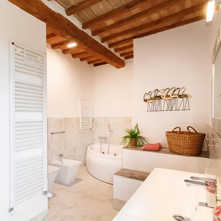 Podere Rural Chic W Private Garden & Parking シエーナ