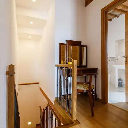 Guesthost - Podere Rural Chic - Garden & Parking Apartamento Siena
