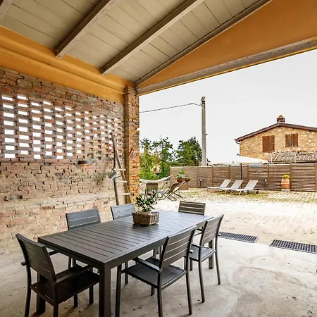 公寓 Podere Rural Chic W Private Garden & Parking *